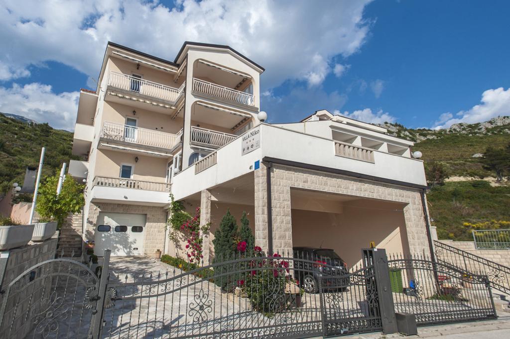 Apartments Niko Promajna Exterior foto